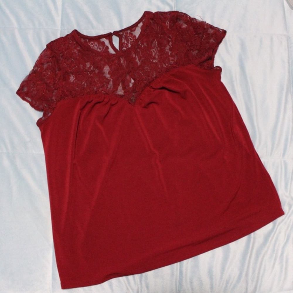 EXPRESS Maroon Red Lace Keyhole Back Top - Picture 3 of 6